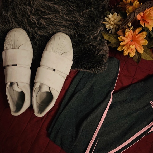 Adidas sneakers - Picture 2 of 5